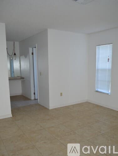 Spring Hill House: 12373 Shafton Rd