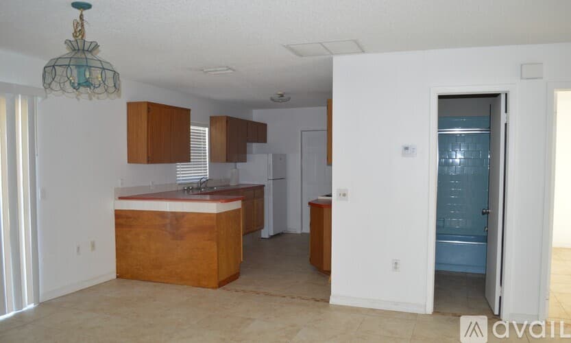 Spring Hill House: 12373 Shafton Rd