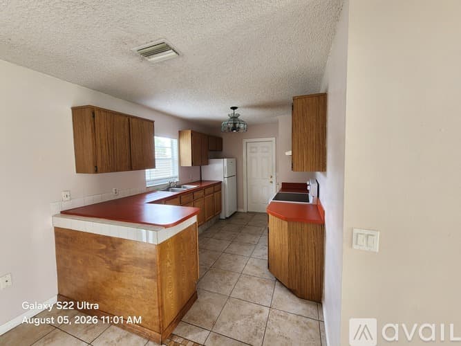 Spring Hill House: 12373 Shafton Rd