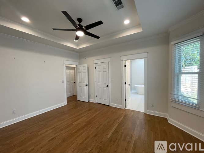 Atlanta House: 1344 Hooper Ave NE