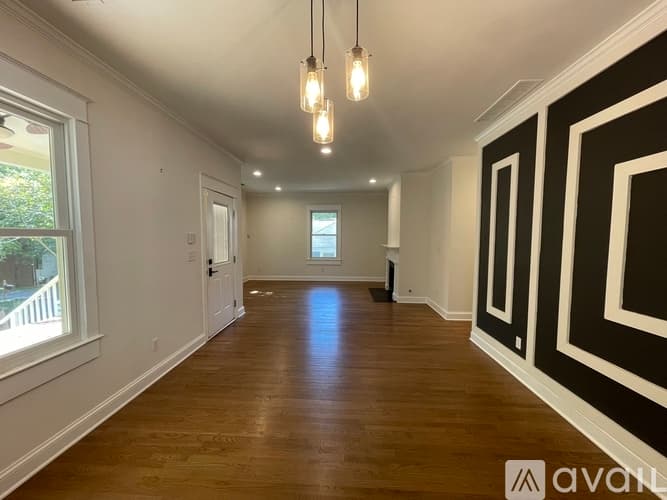 Atlanta House: 1344 Hooper Ave NE