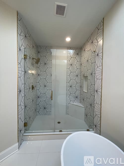 Atlanta House: 1344 Hooper Ave NE
