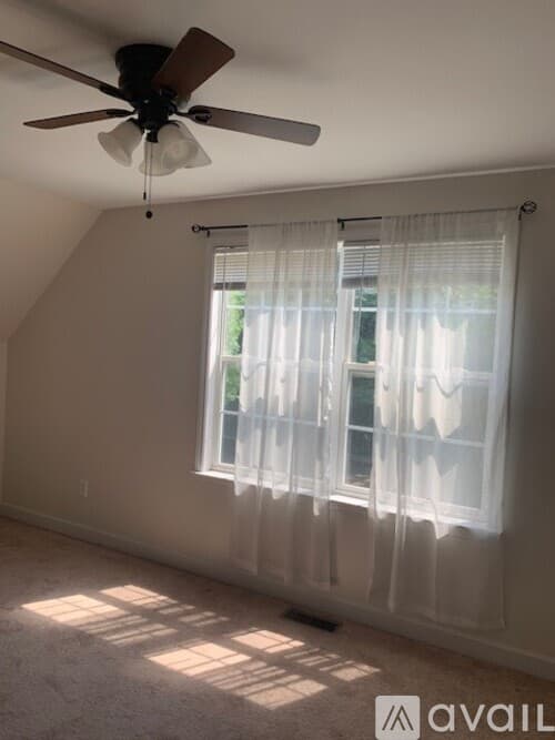 Greenville House: 297 Woodlark Street