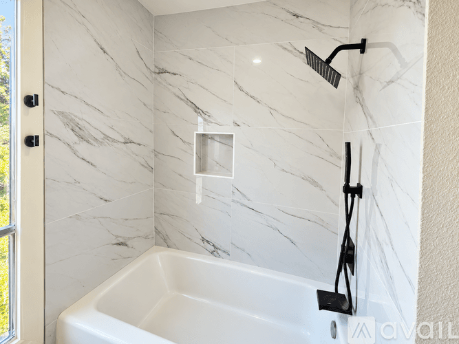 Grand Prairie House: 1822 Wildwood Drive