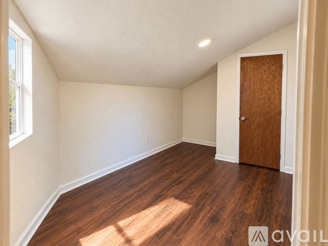 Grand Prairie House: 1822 Wildwood Drive