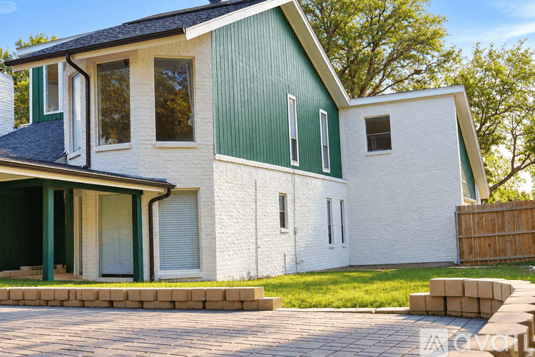 Grand Prairie House: 1822 Wildwood Drive