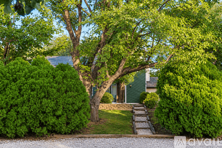 Grand Prairie House: 1822 Wildwood Drive