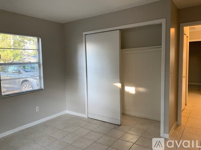 Tampa Apartment: 1503 East Linebaugh Avenue