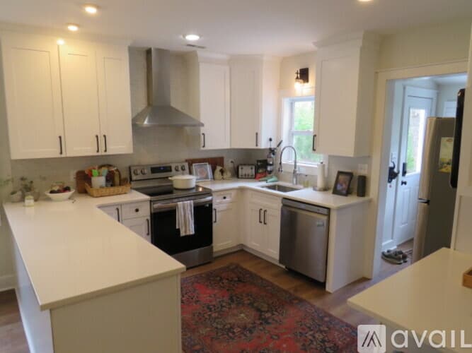 Lookout Mountain House: 35 Whitt Road