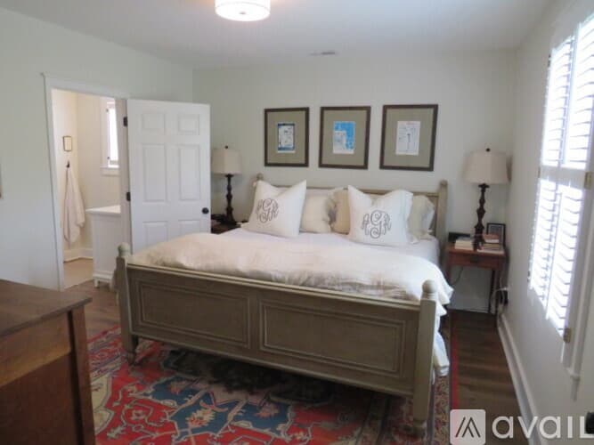 Lookout Mountain House: 35 Whitt Road
