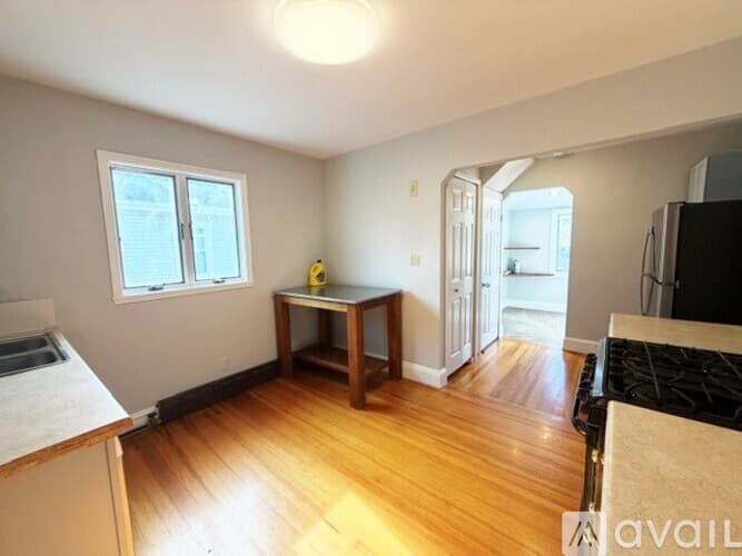 Boston Apartment: 32 Sanborn Ave