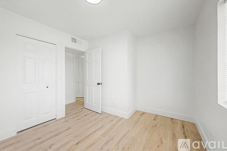 Phoenix House: 2702 E Grovers Ave