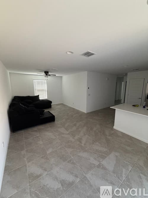 Maricopa House: 17500 North Toledo Avenue