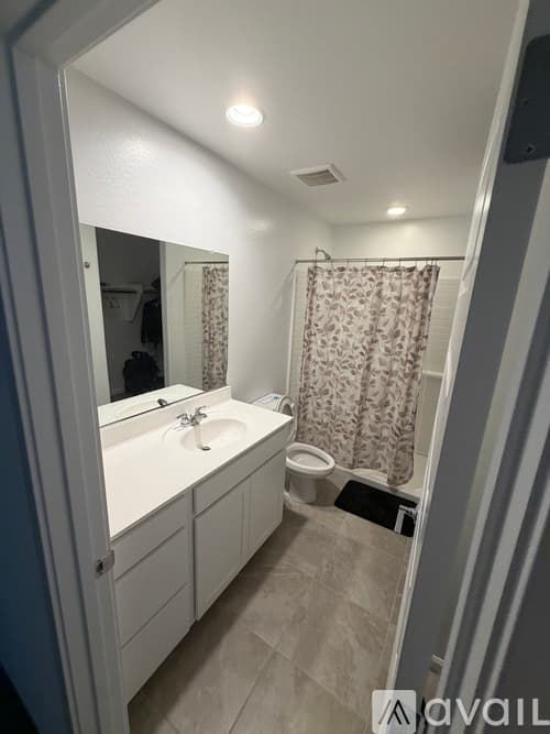 Maricopa House: 17500 North Toledo Avenue