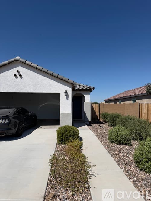 Maricopa House: 17500 North Toledo Avenue