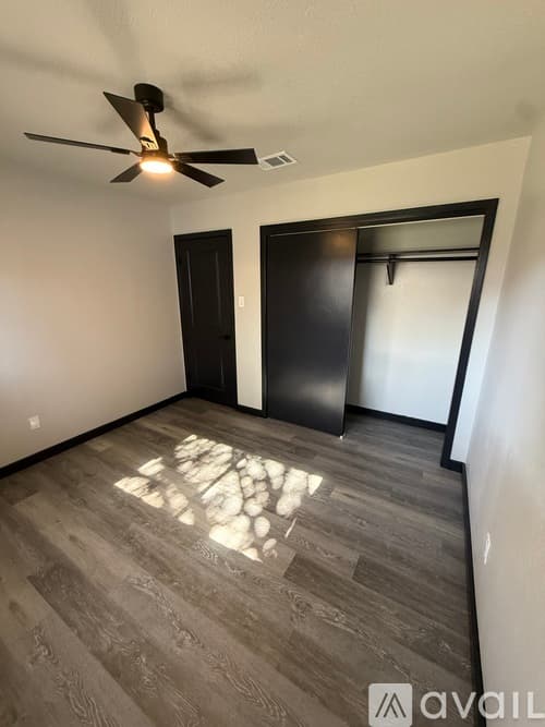 Corpus Christi House: 11621 Saspamco Creek Drive