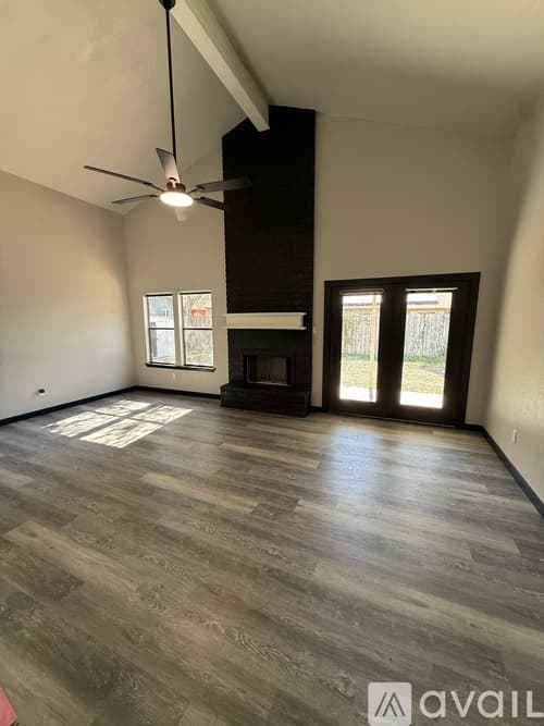 Corpus Christi House: 11621 Saspamco Creek Drive