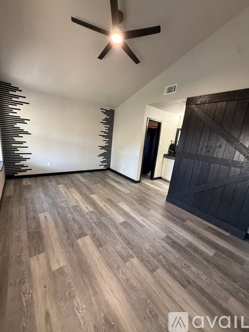 Corpus Christi House: 11621 Saspamco Creek Drive