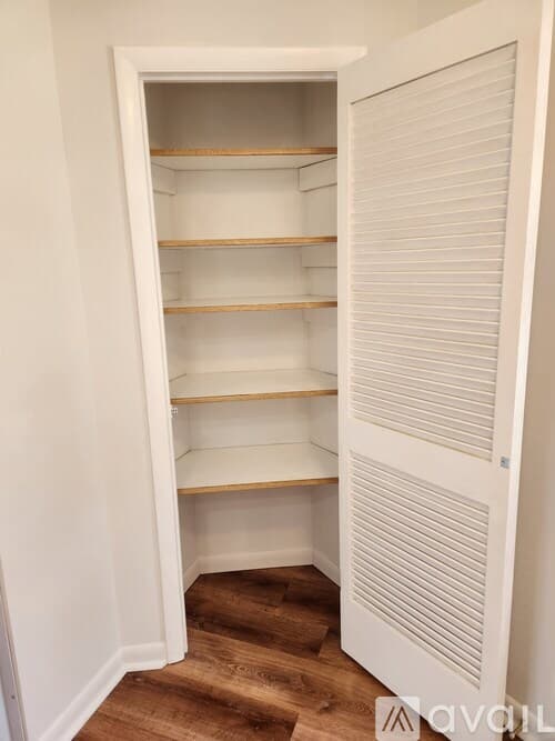 Philadelphia Apartment: 500 Faunce St