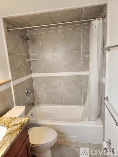 Philadelphia Apartment: 500 Faunce St