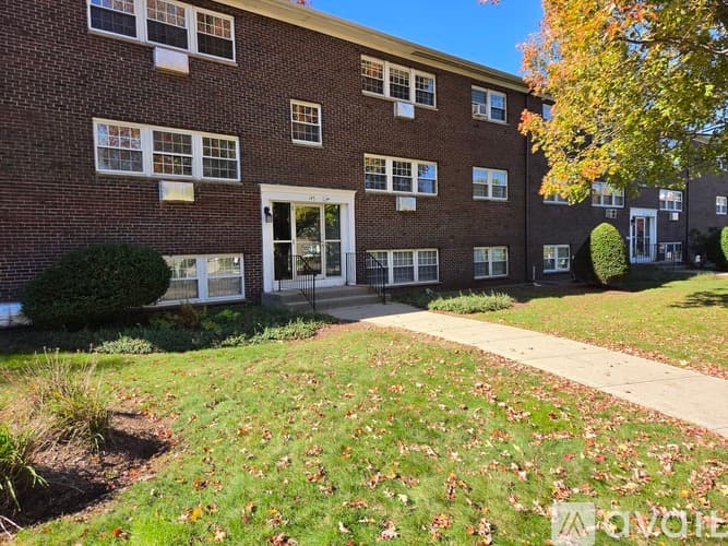 Westborough Condo: 145 Milk Street