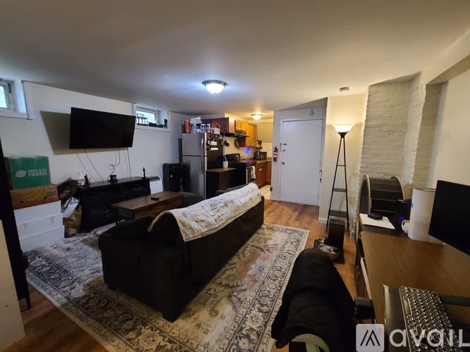 Worcester House: 134 Elm Street