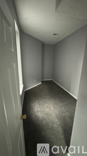 Pittsburgh Apartment: 1326 Sheffield St