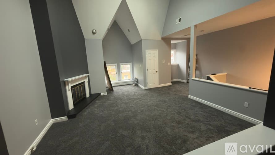 Pittsburgh Apartment: 1326 Sheffield St