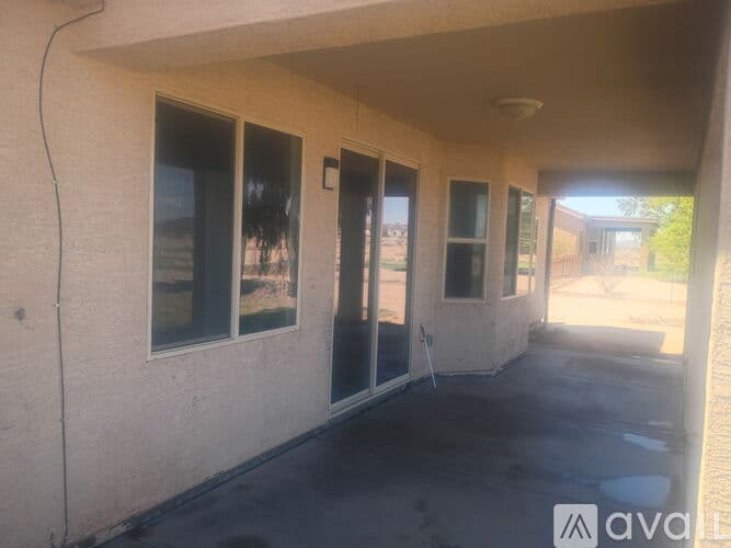 Tonopah House: 37628 West Elwood Street