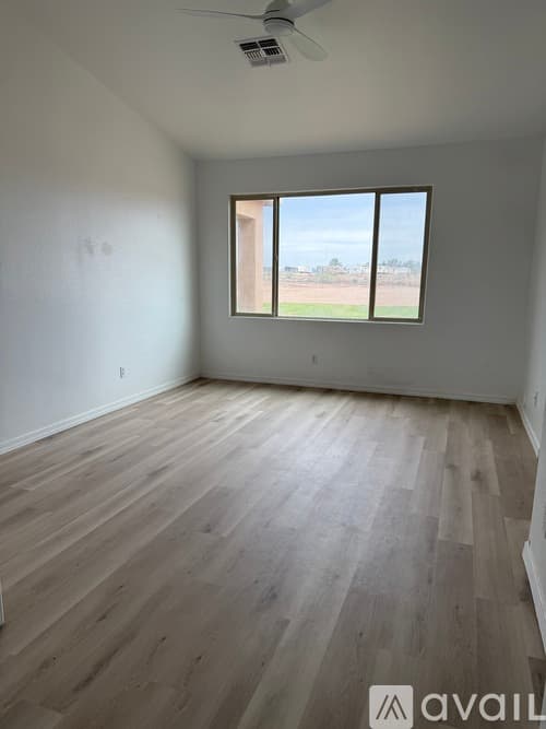 Tonopah House: 37628 West Elwood Street