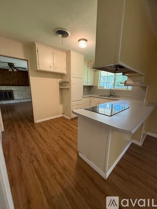 Fort Worth House: 3105 Durango Rd