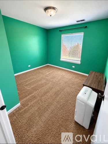 Round Lake House: 1373 South Abington Lane
