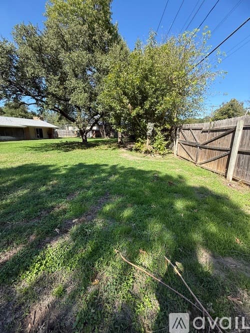Fort Worth House: 3105 Durango Rd