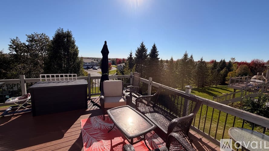 Lakeville House: 20532 Hartford Way