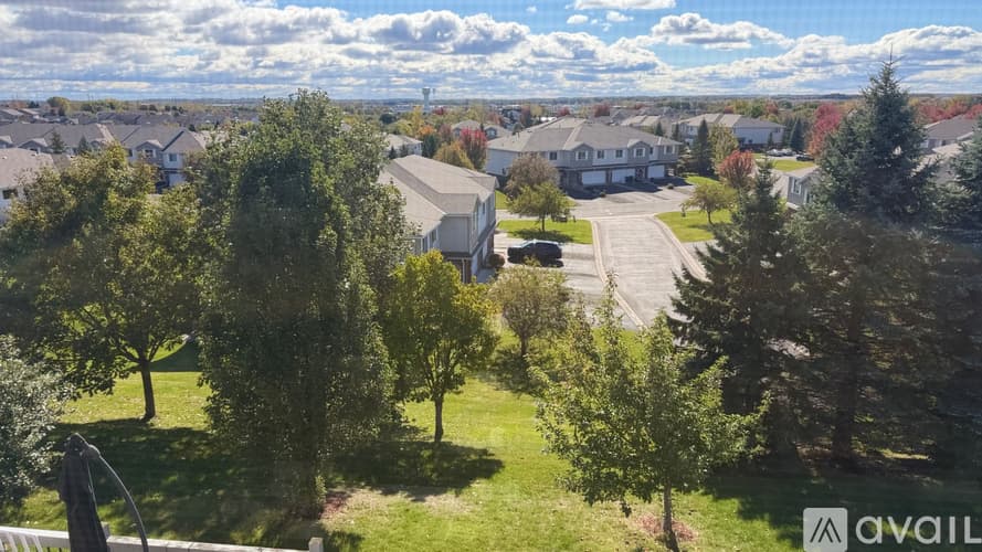 Lakeville House: 20532 Hartford Way