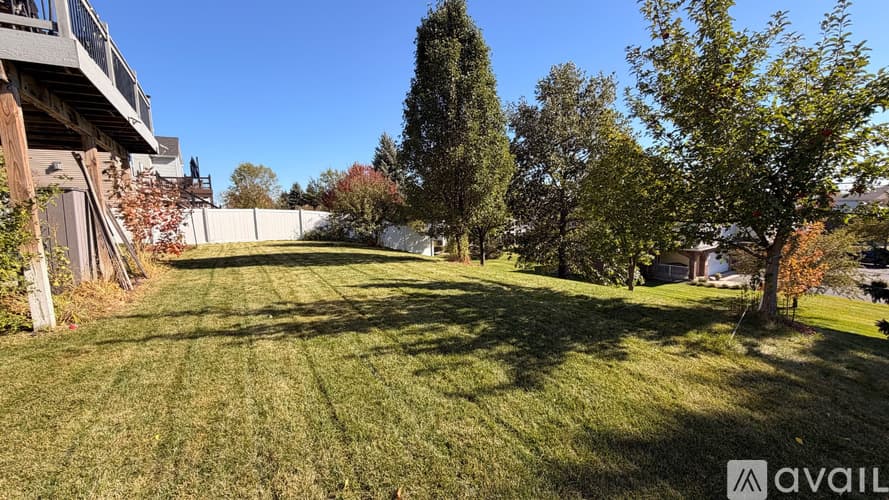 Lakeville House: 20532 Hartford Way