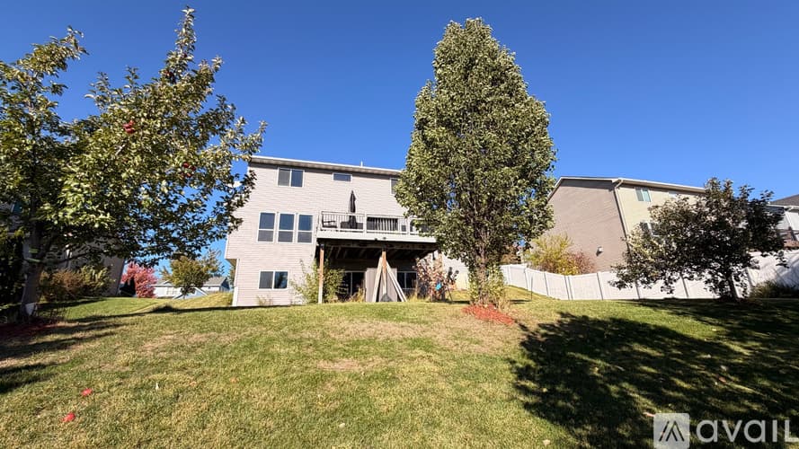 Lakeville House: 20532 Hartford Way