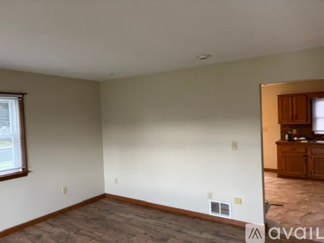 Hanover House: 2 Caribou Drive
