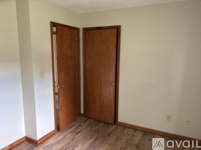 Hanover House: 2 Caribou Drive