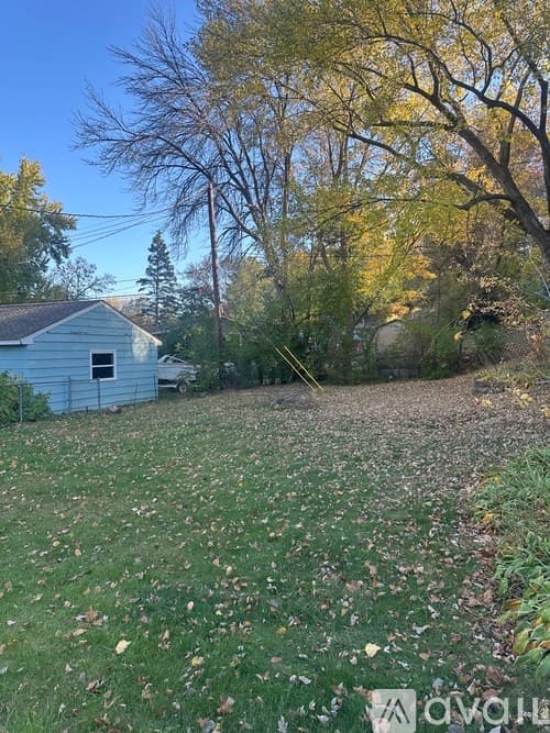 Stillwater House: 1723 Olive St W
