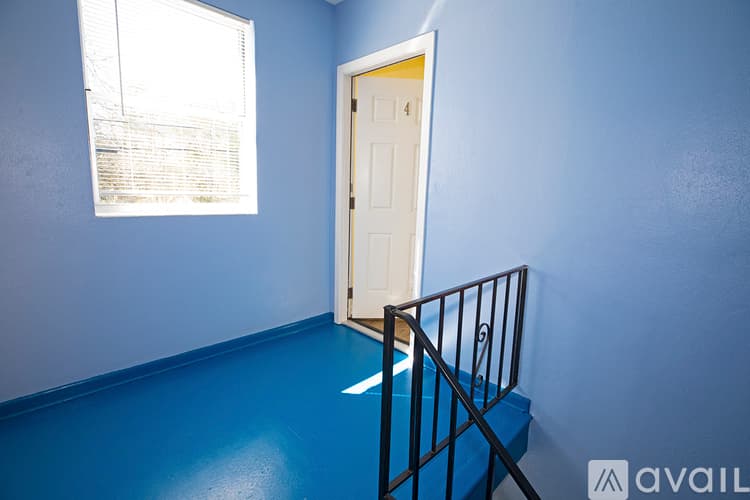 Jacksonville Apartment: 849 W 30th St