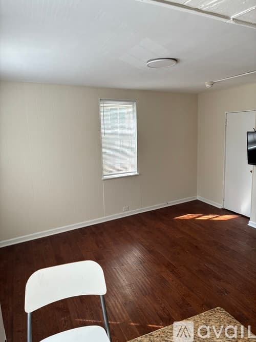 Philadelphia Apartment: 1017 S 2nd St