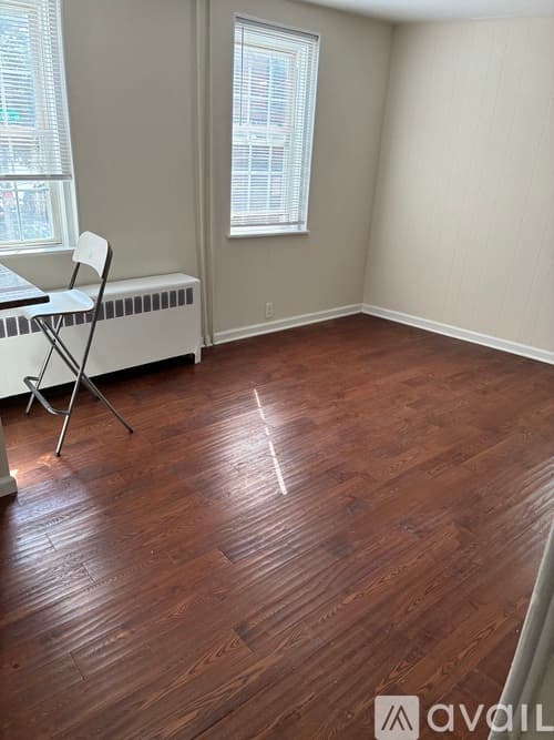 Philadelphia Apartment: 1017 S 2nd St