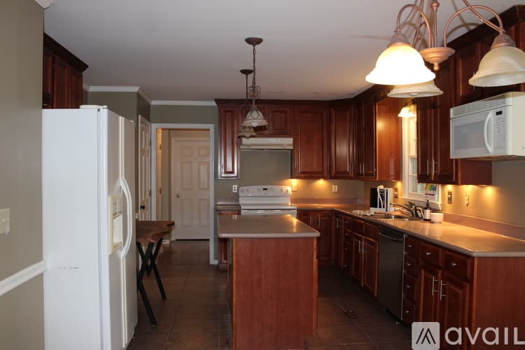 Marietta House: 2164 Westbury Court Southwest