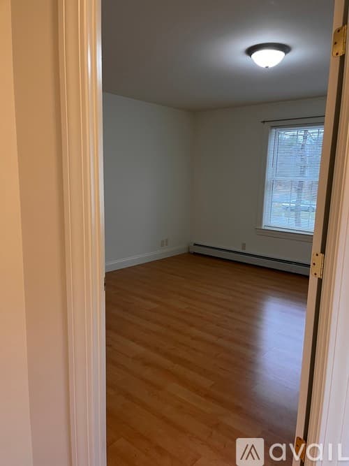 Ellsworth Townhome: 7 Carlisle Street