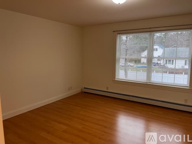 Ellsworth Townhome: 7 Carlisle Street