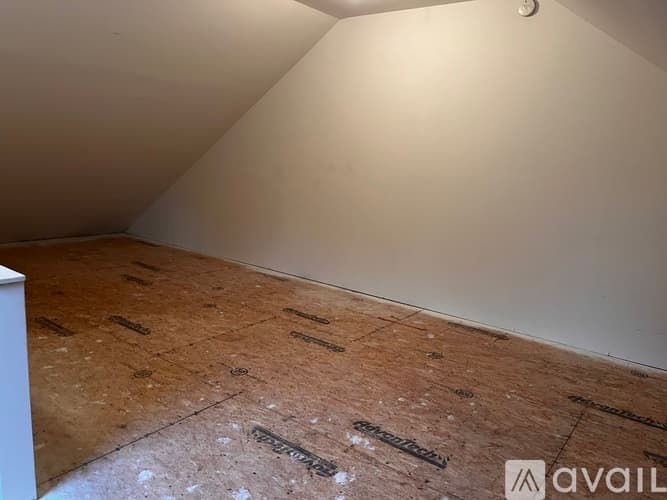 Ellsworth Townhome: 7 Carlisle Street