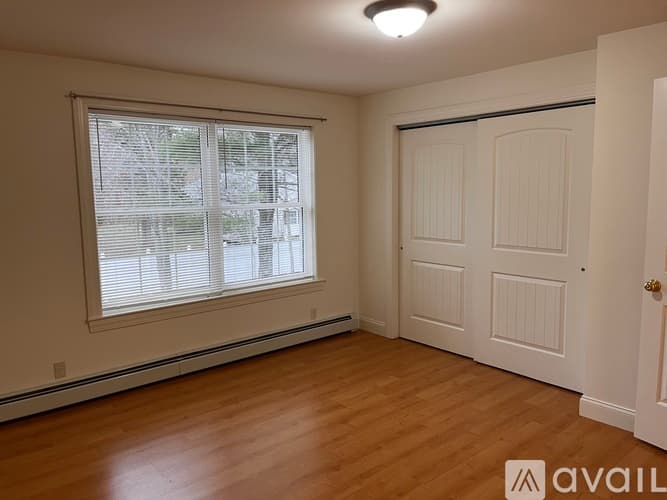 Ellsworth Townhome: 7 Carlisle Street