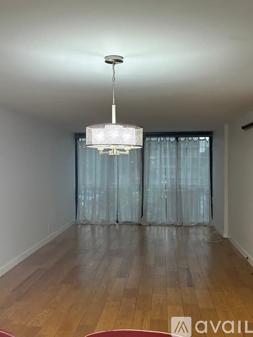 Boca Raton Apartment: 16 Royal Palm Way