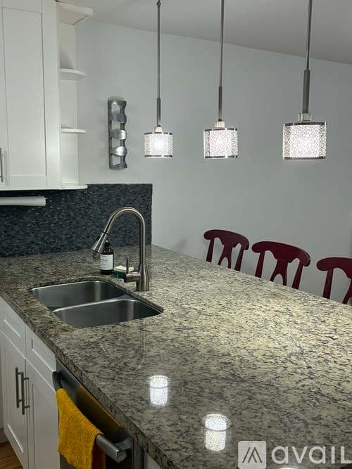Boca Raton Apartment: 16 Royal Palm Way
